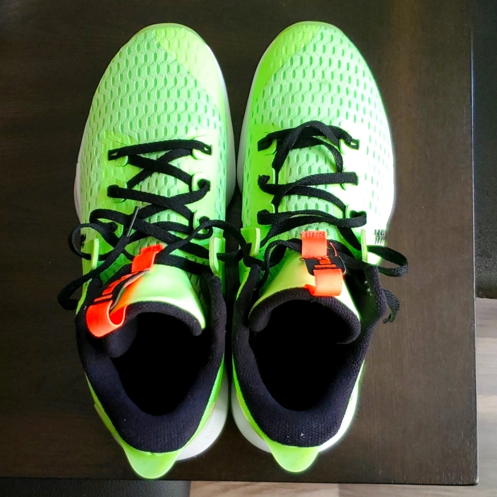 Nike Lebron James Witness 5 Basketball Shoes Lime Glow